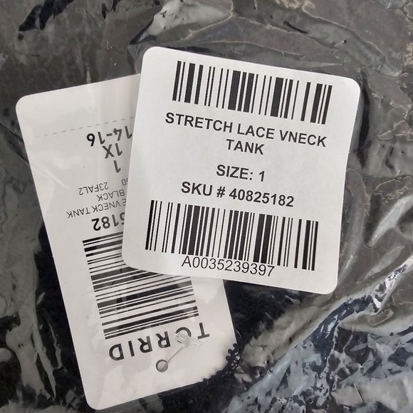 NWT Torrid Stretch Lace V-Neck Tank Black Sleeveless Top Shell Plus Size 1X - Picture 6 of 14